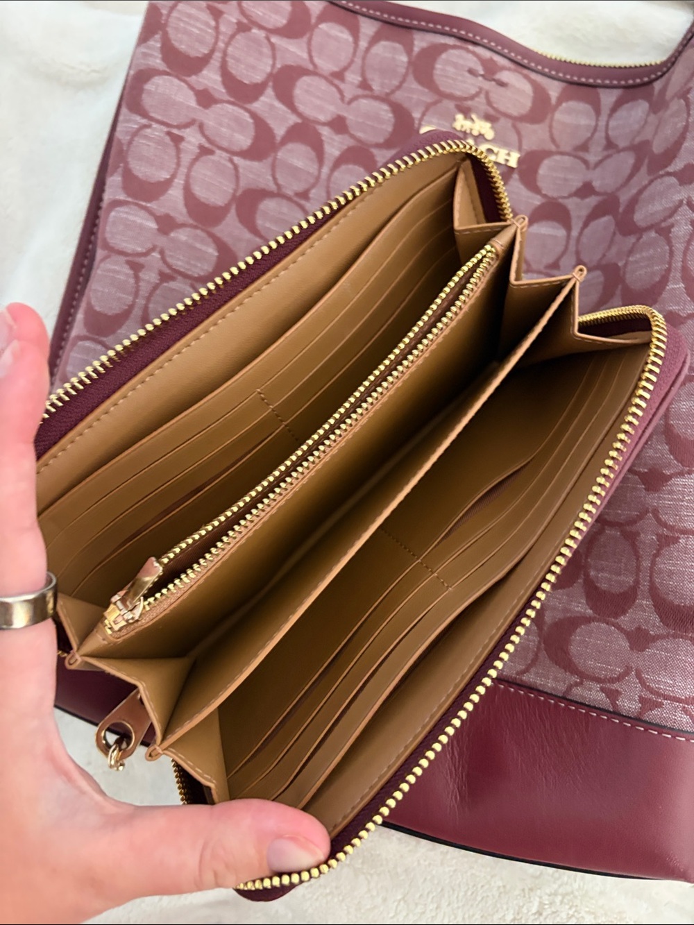 Coach Wine Signature Crossbody with Matching Wristlet - Picture 3 of 5